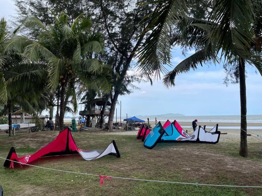 Kuantan Getaway Waterpark And Beach Екстериор снимка